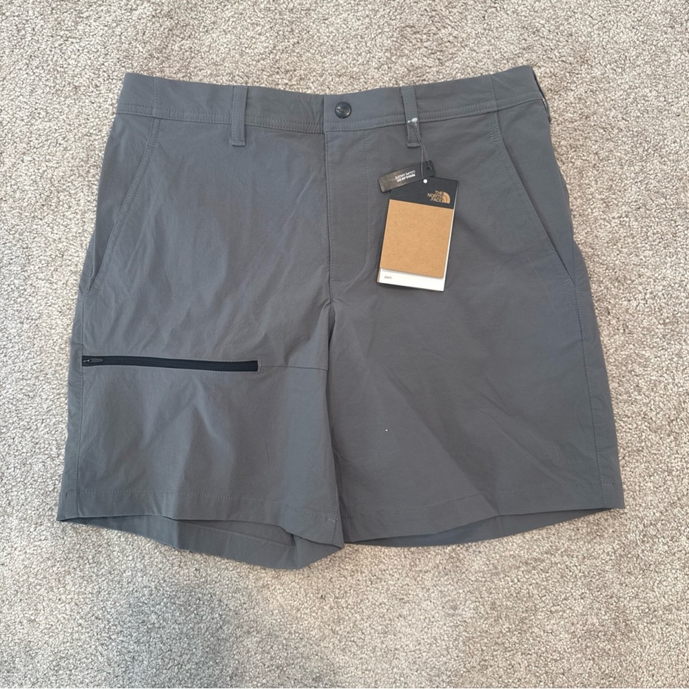 Mens Size 30 The North Face Basin Shorts 7in Inseam Gray